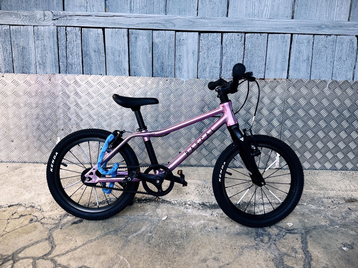 Vélos: RASCAL 16 Kindervelo Gr 100-115 cm – D'occasion à Aadorf par MorgentalerA-town