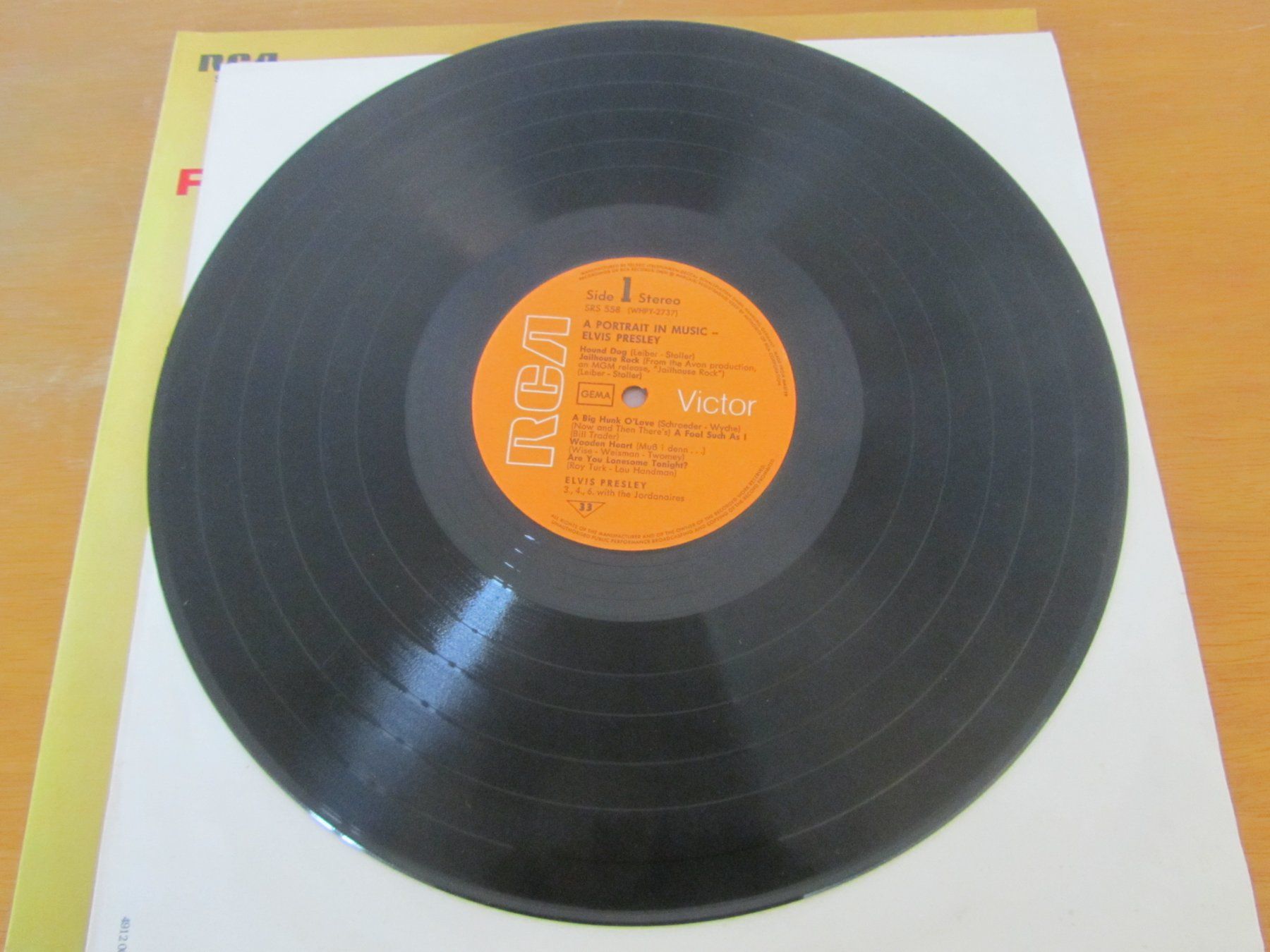 Dischi in vinile: ELVIS PRESLEY:   A Portrait In Music – Usato da Seengen venduto da mikelele 3