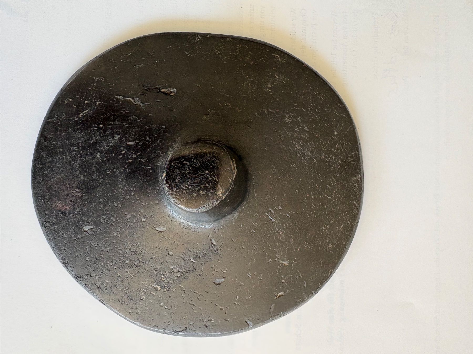 Tutte le decorazioni: Antiker Deckel mit Knauf, Stein, schwarz – Usato da Liestal venduto da thomasbaltzer 3
