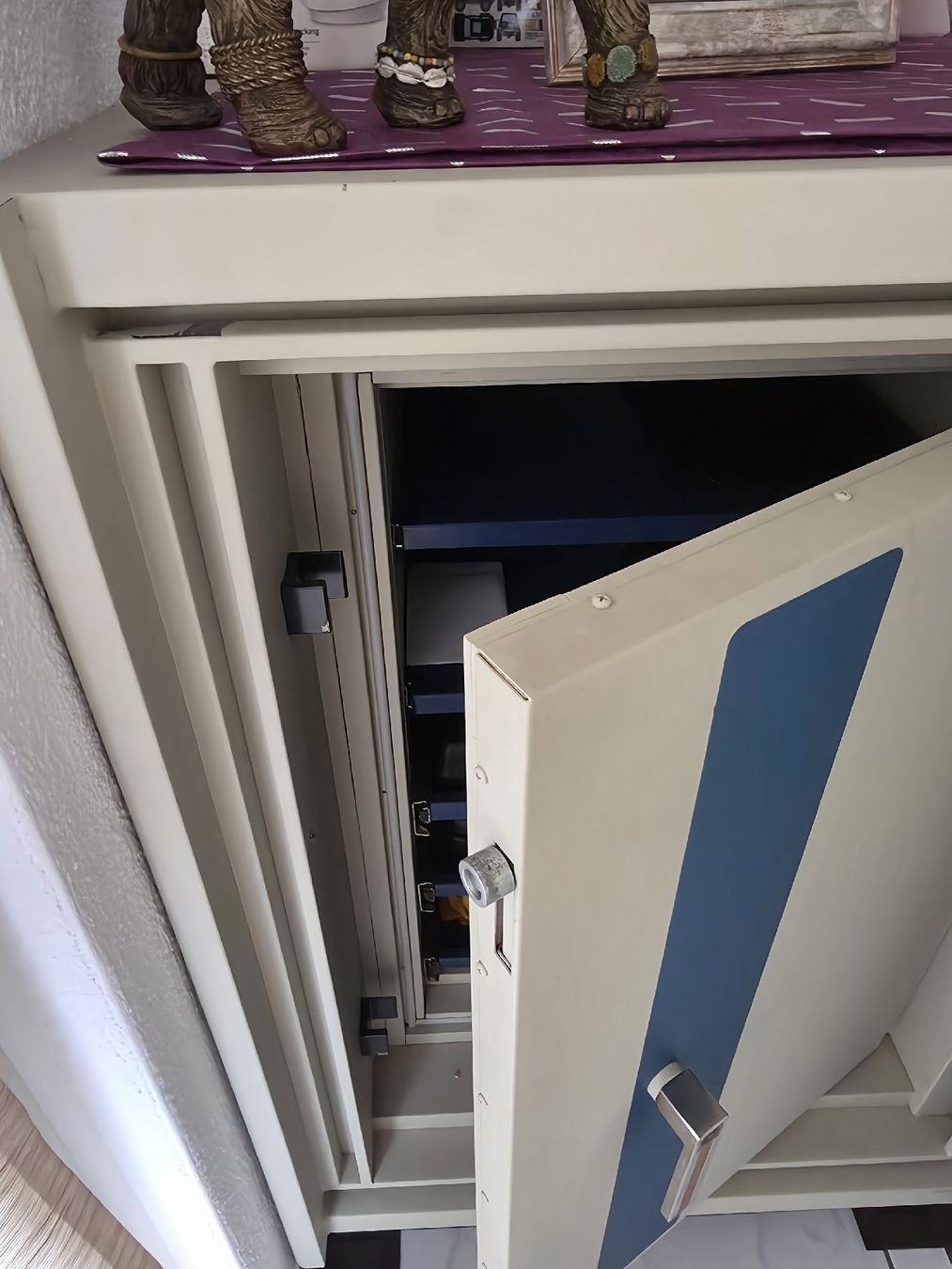 Casseforti: Tresor 470kg fire proof / ignifuger – Usato da Düdingen venduto da fractale 2