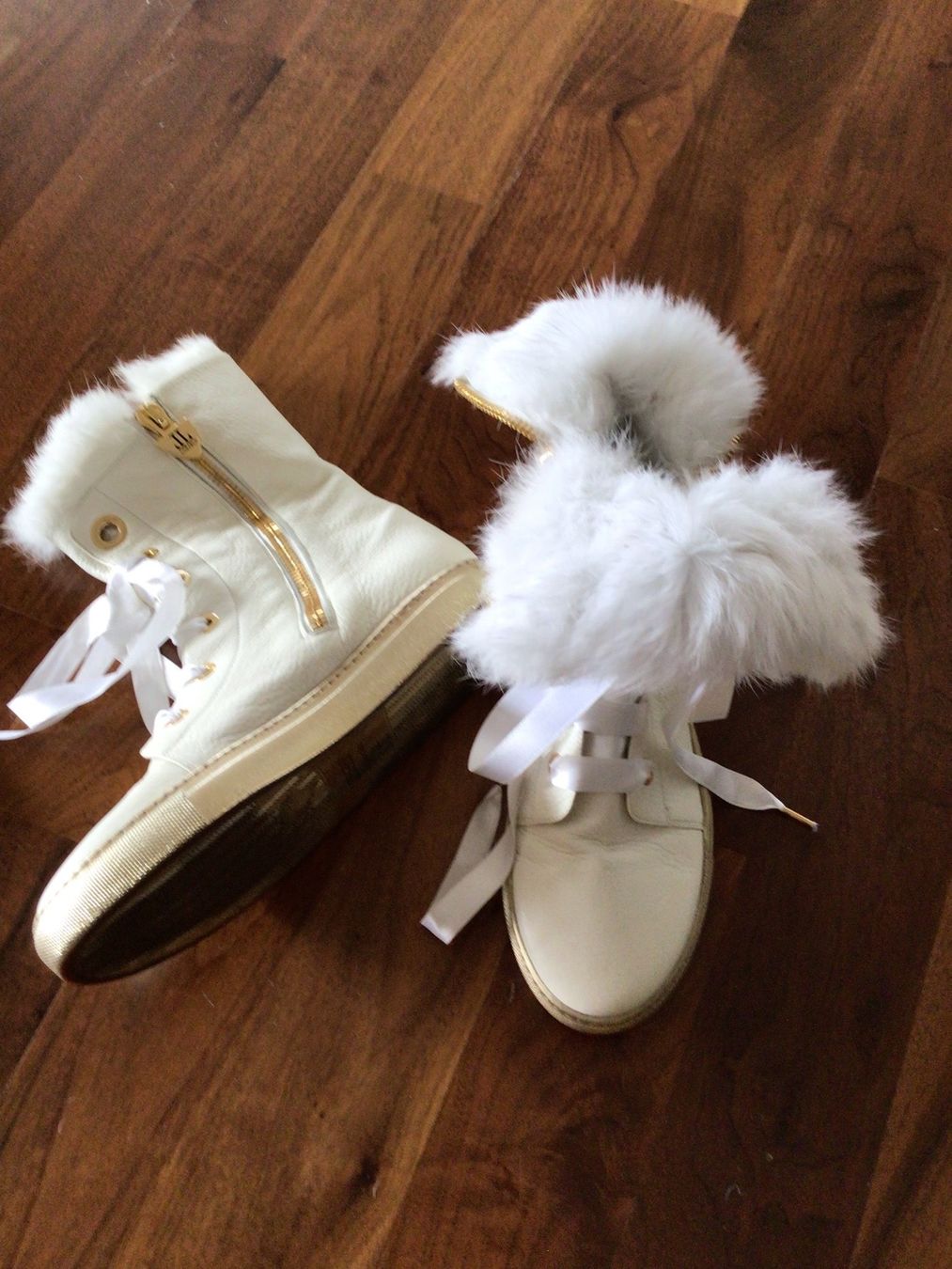 Scarpe da donna: Stiefel – Usato da Zürich venduto da ArmariodeRuth_Senora