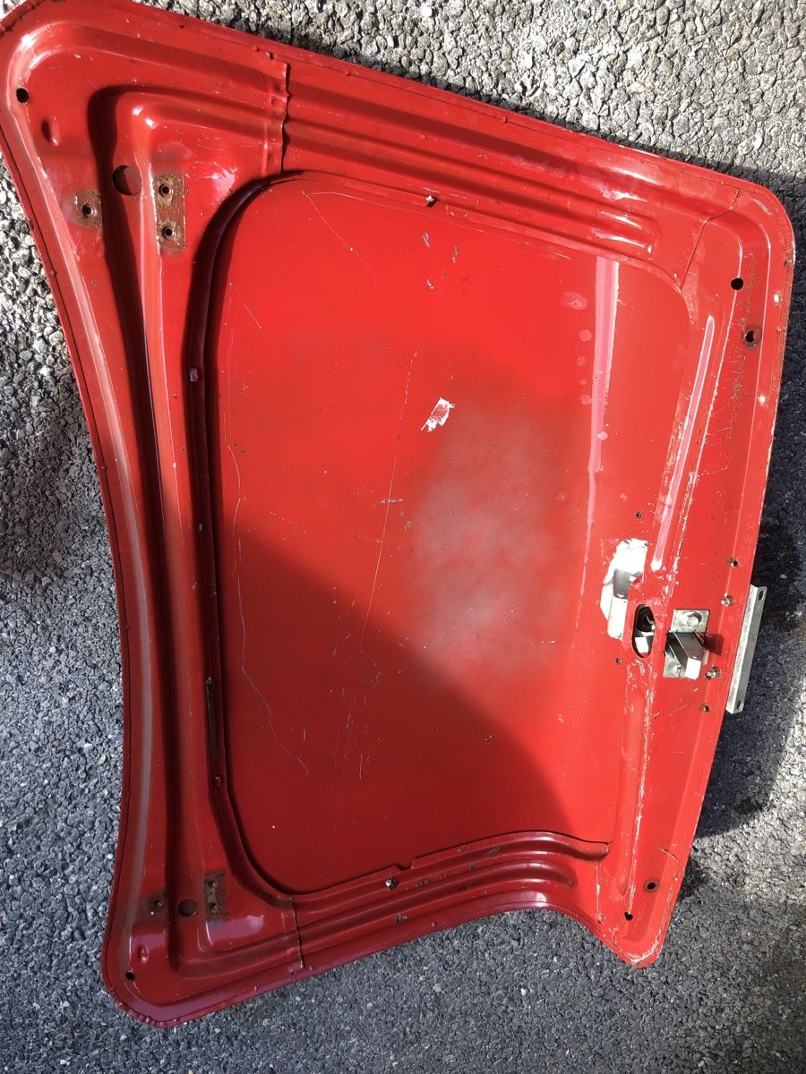 Volvo Tutti pezzi di ricambio auto: Kofferraum Abdeckung Volvo Amazon – Usato da Balzers venduto da edg_hw5p 3