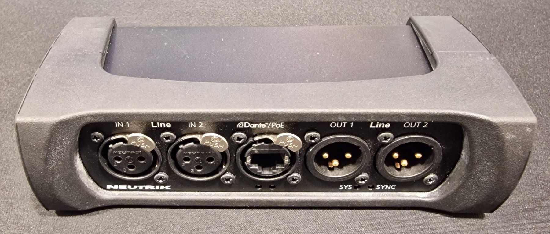 Convertitori: Neutrik NA2-IO-DLINE Dante Interface – Usato da Montagnola venduto da phoneeko 3