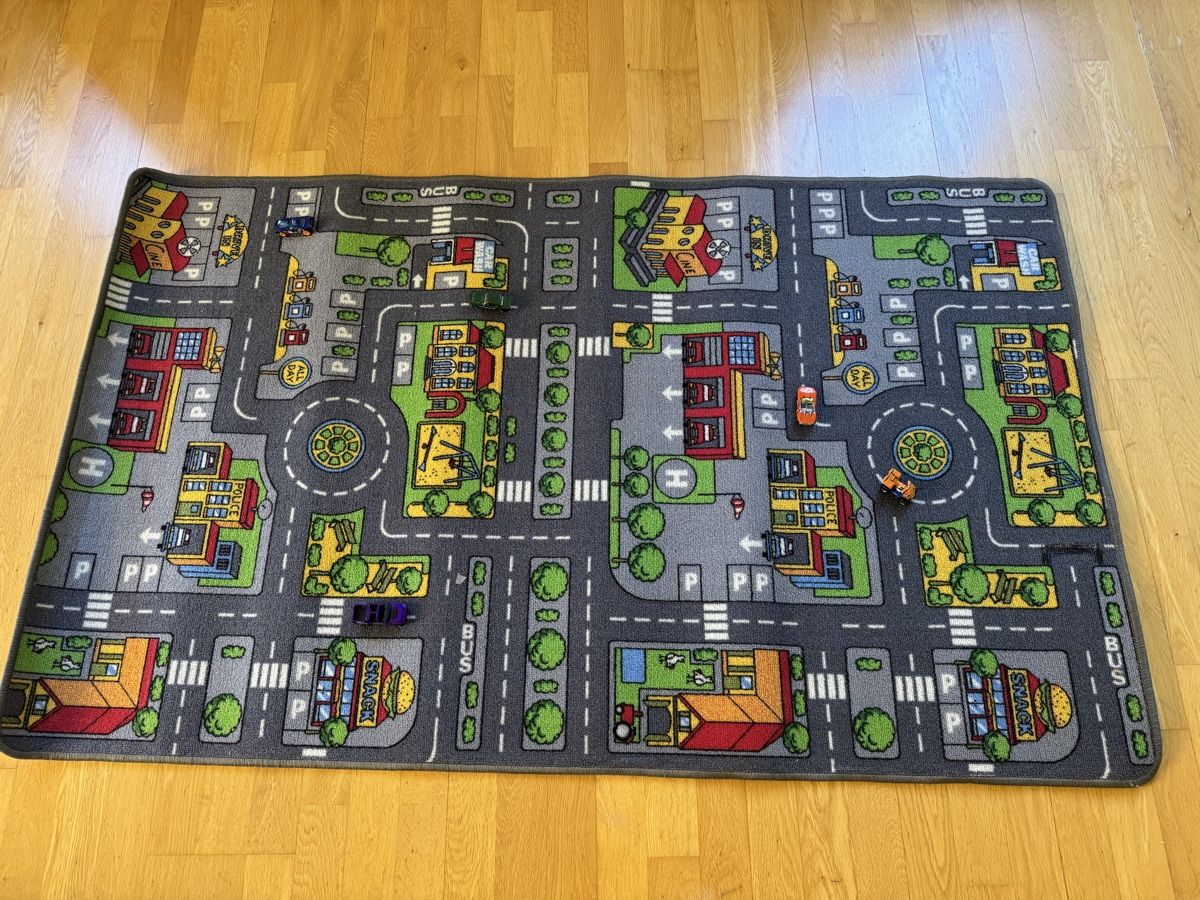 Tapis de jeu: Auto Spielteppich – D'occasion à Oberrieden par Olivianeu