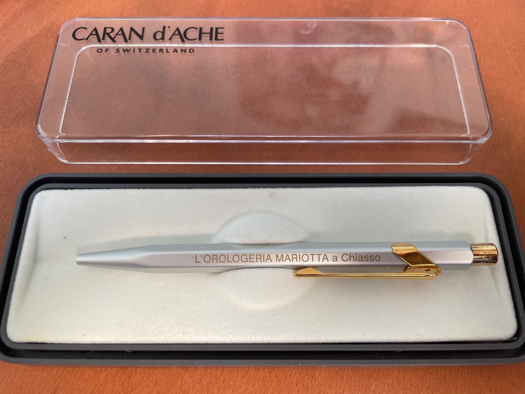 Caran D'Ache Penna & Evidenziatori: Caran D’Ache- Chiasso – Usato da Morbio Inferiore venduto da Ecod 2