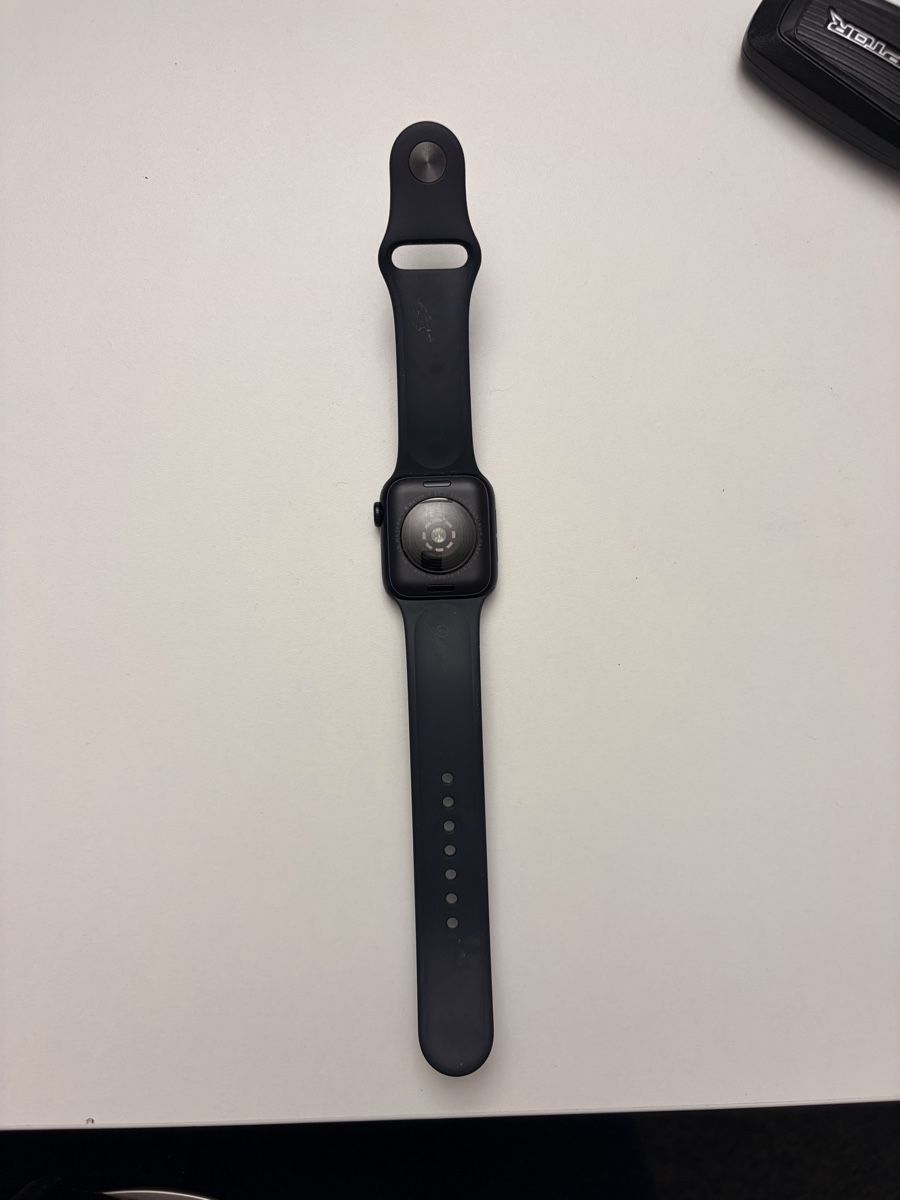 Apple Smartwatch: Smartwatch Apple Watch SE GPS 2. Generation – D'occasion à Boswil par josymizu 1