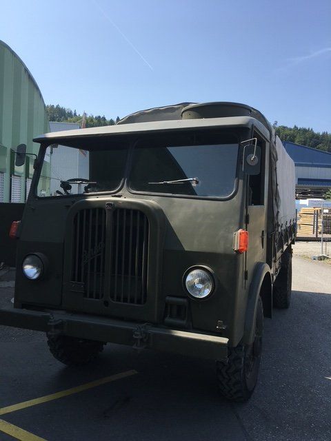Berna Autocarri: Saurer/ Berna 2 UM ehemals Schweizer Armee – Usato da Gränichen venduto da Infi64