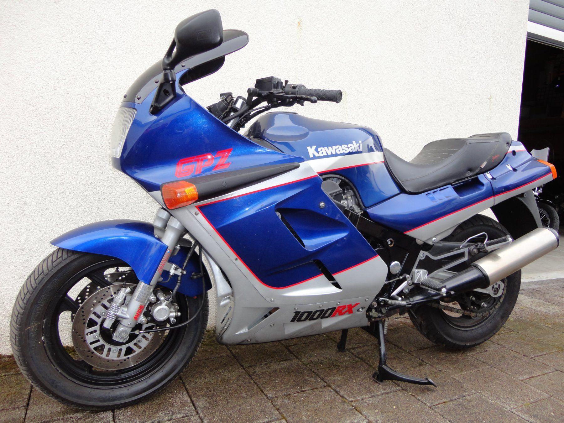 Kawasaki Strasse: Kawasaki GPZ 1000 RX – Gebraucht aus Brittnau von