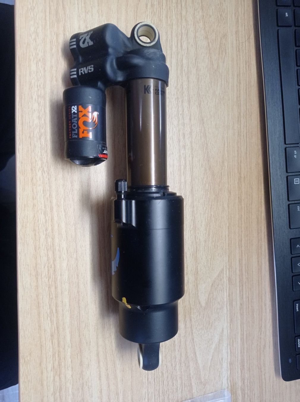 Fox Pièces détachées: Fox Factory Float X2 Dämpfer – Défectueux à Lützelflüh-Goldbach par Knuesi0