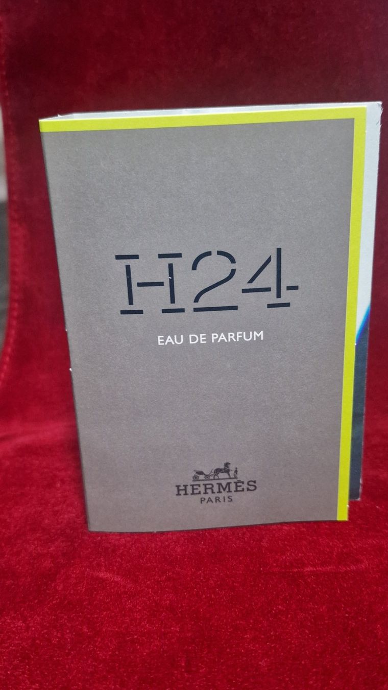 Hermès Parfum & Eau de Toilette: HERMÈS Paris H24 - 2ml - NEU – Neu und originalverpackt aus Zürich von fairplayer_zurich