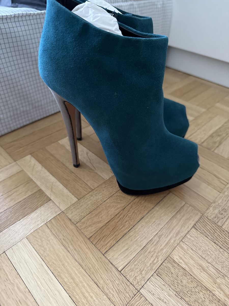 Zanotti Scarpe da donna: Boots – Nuovo (secondo la descrizione) da Genève venduto da sev_7xlt