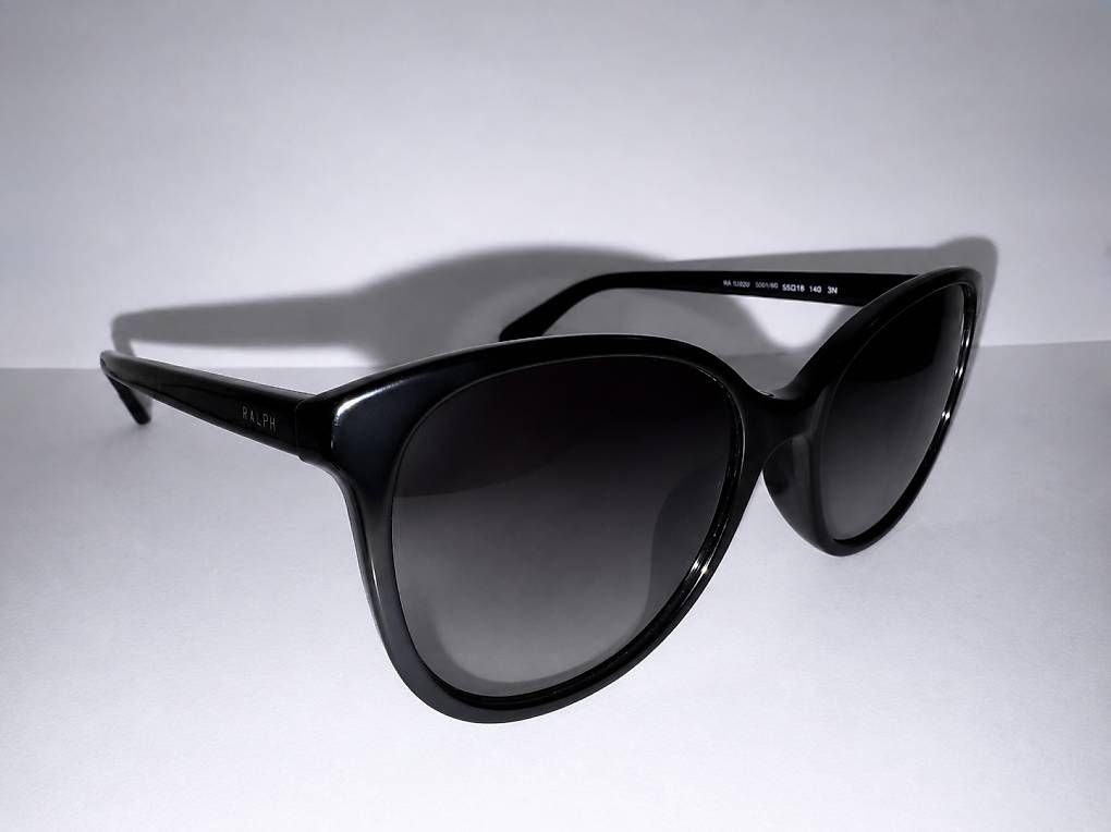 Occhiali & Lenti: Occhiali da sole Ralph Lauren originali  Neri – Usato da Bellinzona venduto da ver_5gvx 1
