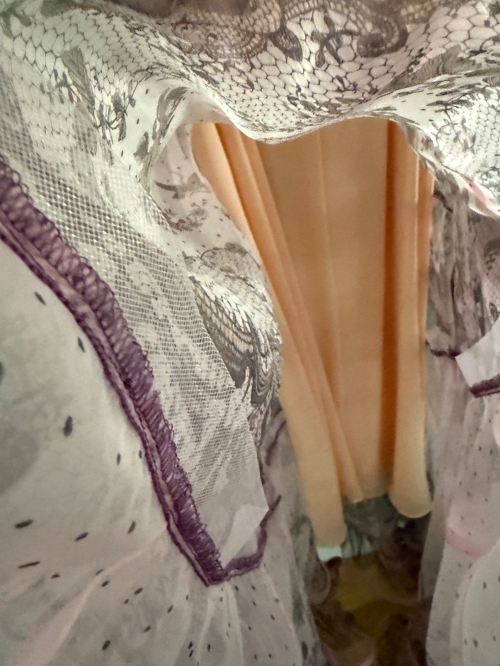 Vestiti: Kleid aus Seide. Gr. 38, neu – Nuovo (secondo la descrizione) da Reigoldswil venduto da benja01 7