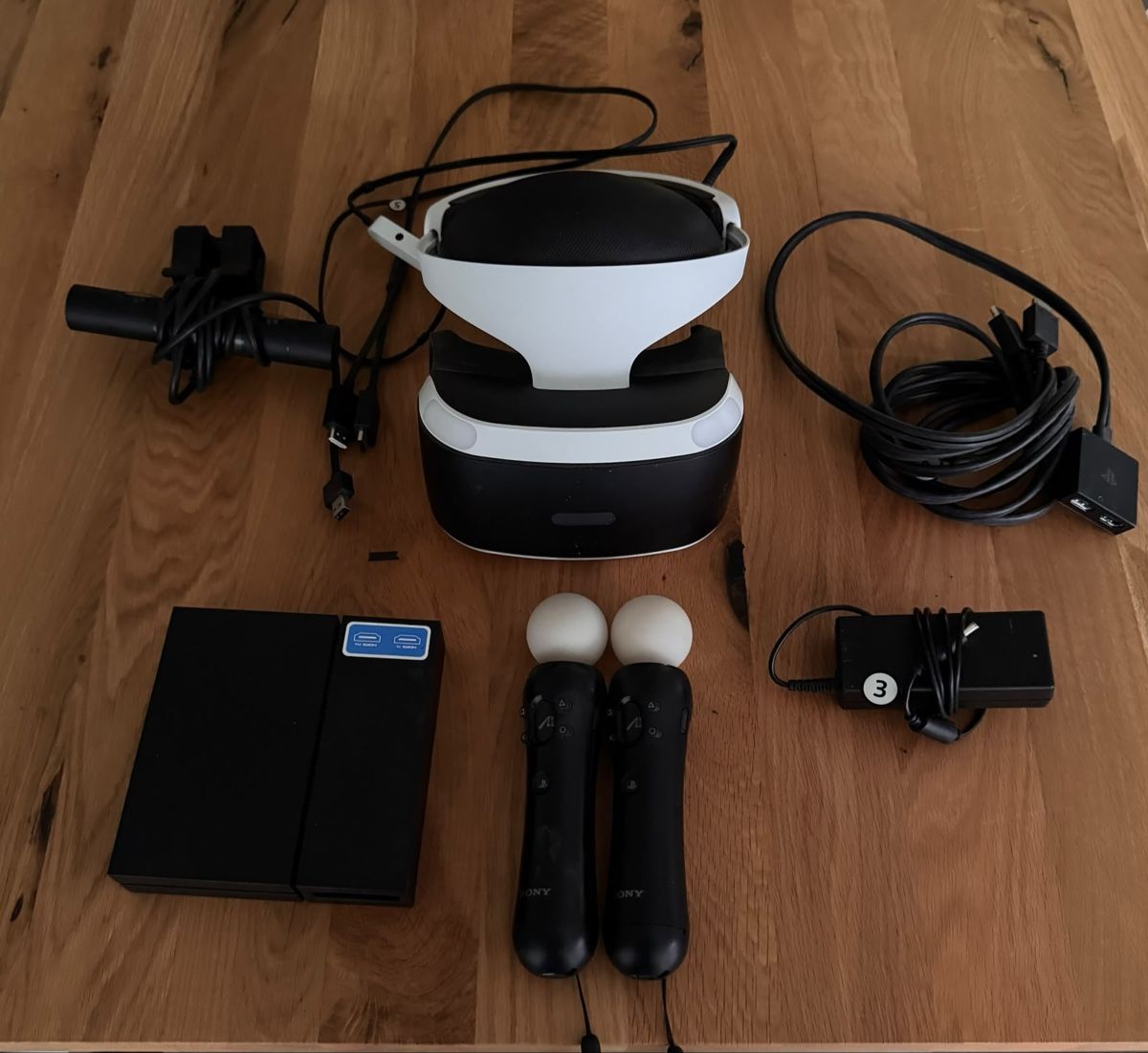 Sony Casco VR: Sony PlayStation VR 1 Set – Usato da Büren an der Aare venduto da Lorena.peduzzi