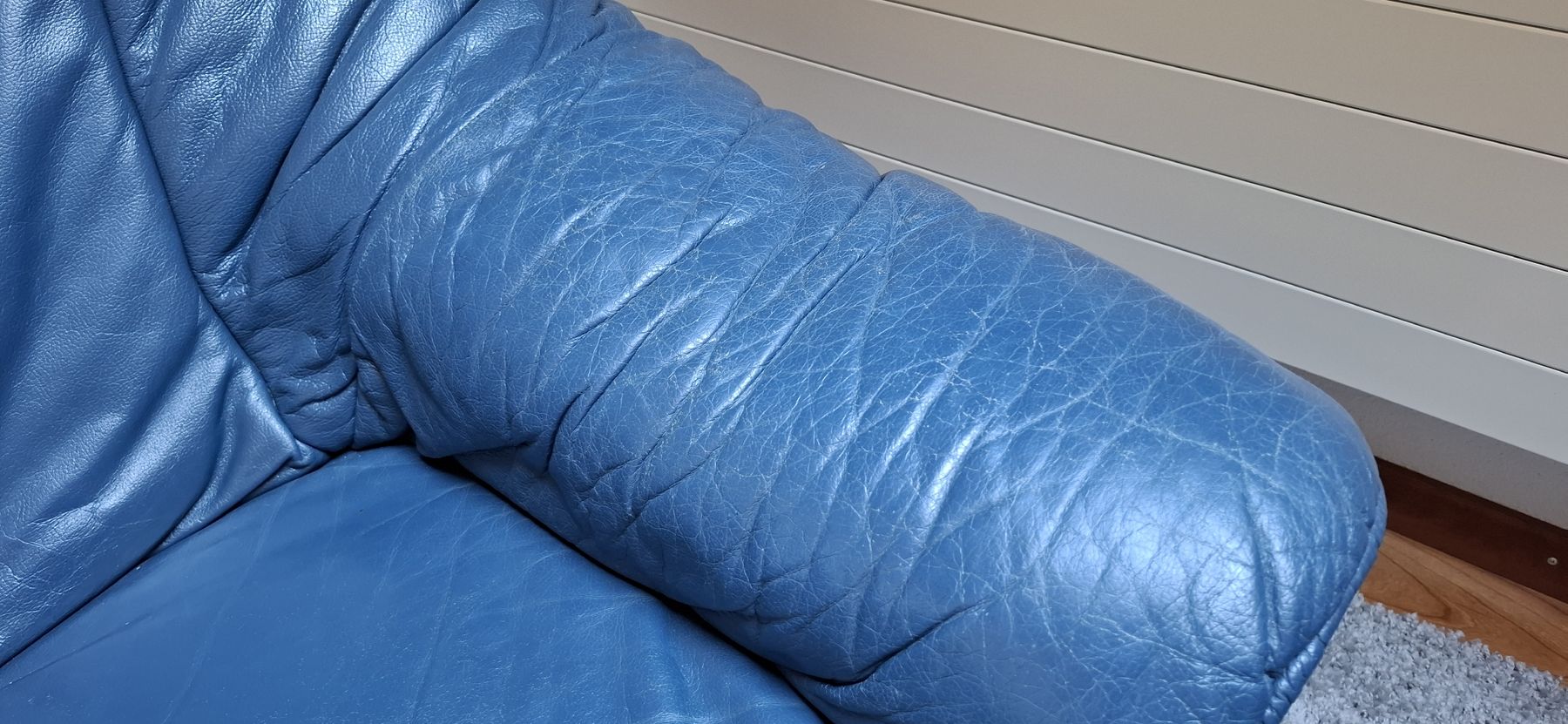 Divani: Sehr bequemes Ledersofa blau, 3-Sitzer – Usato da Wuppenau venduto da Jaqueline 3