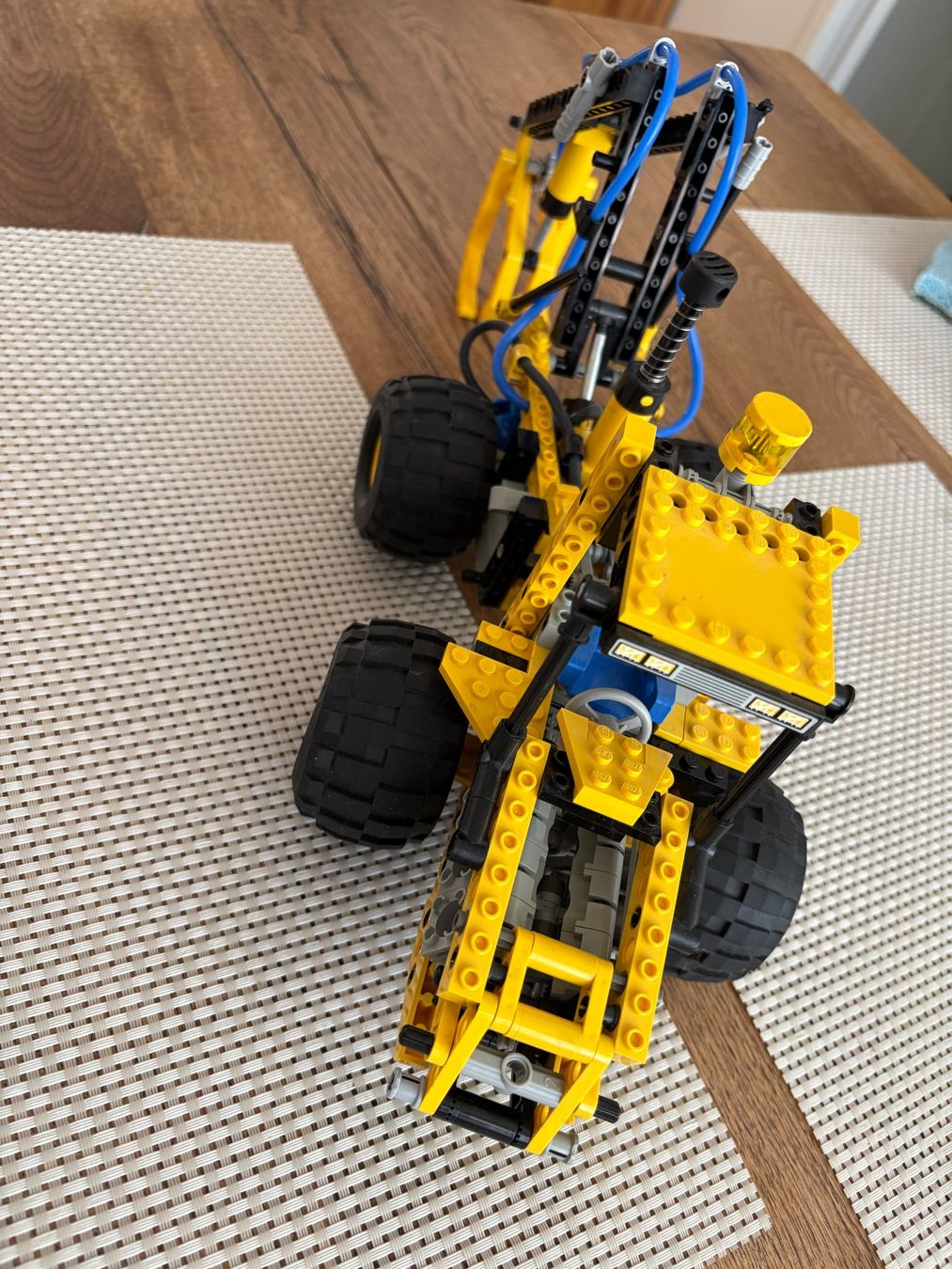 Lego Jeux de construction: Lego Technik Backhoe Loader 8455 und 8439  Front End Loader – D'occasion à Buochs par Techtelmechtel 7