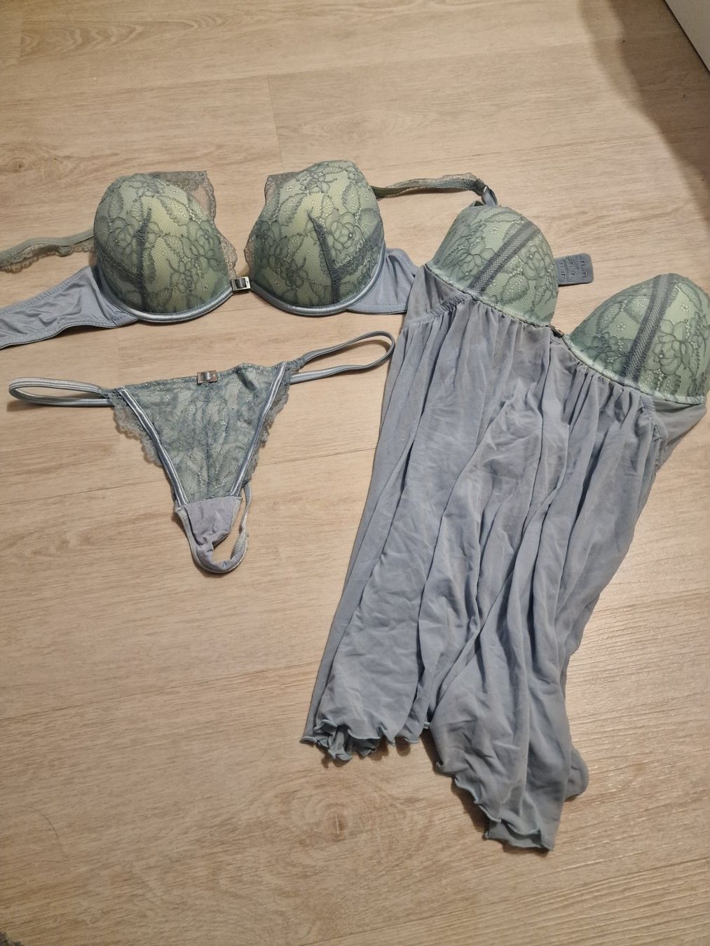 Altra biancheria intima: Dessous Set Push-Up und String – Nuovo e nell'imballaggio originale da Schübelbach venduto da chinchilla84