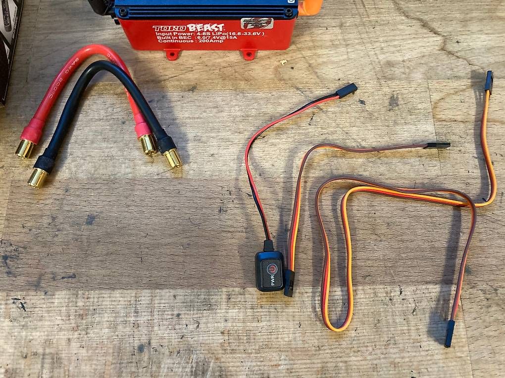 Componenti elettronici: Skyrc Toro Beast 200A Brushless Regler – Nuovo e nell'imballaggio originale da Kirchberg BE venduto da Multimeter_93 2