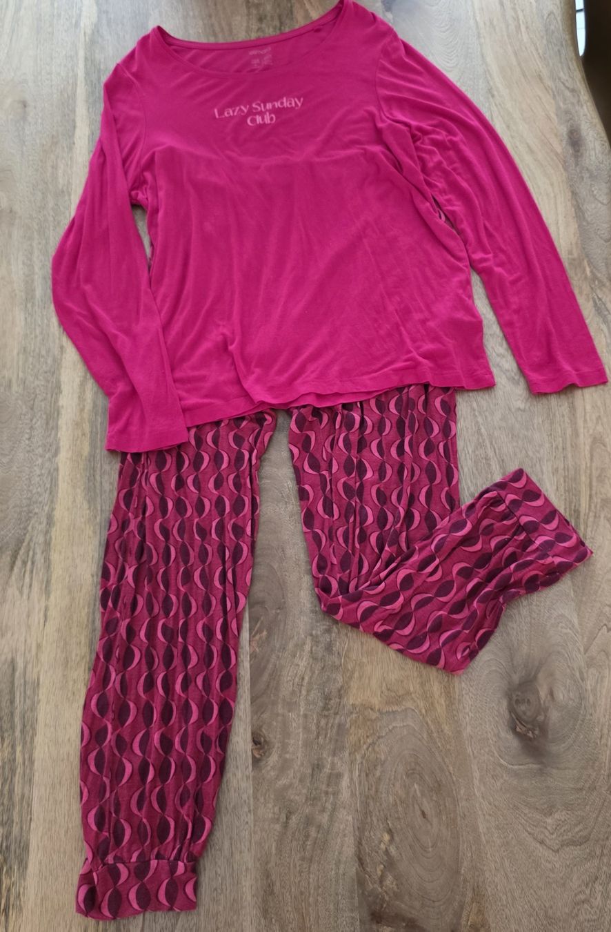 Negligees & Pigiami: Pyjamaset langarm Pink Grösse M – Usato da Rheinsulz venduto da Gilea 6