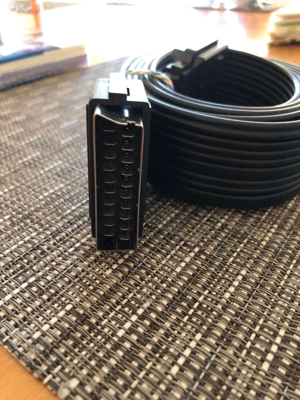 Kabel: Fernsehflachbandkabel 1.50 m – Gebraucht aus Erlen von astra2013 1