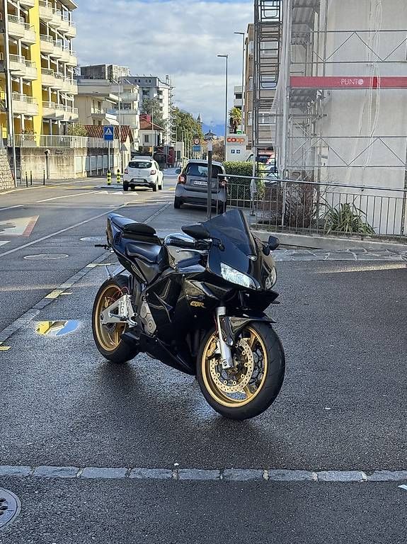 Honda Strasse: Honda Cbr 600 RR – Gebraucht aus Solduno von jun_bhp5 3