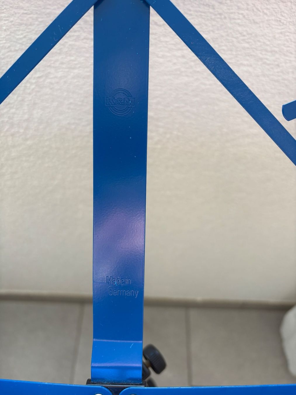 Supporti per strumenti musicali & leggii: Notenständer K&M blau – Usato da Auenstein venduto da 5222 3