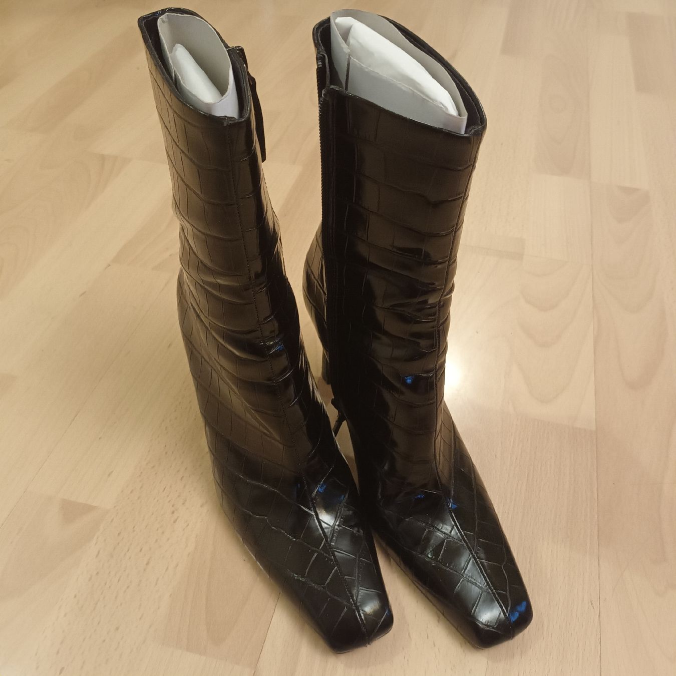 Mango Chaussures femmes: MANGO: Schwarze Stiefeletten, Grösse 40 – Neuf (Voir description) à Winterthur par Bartrg77