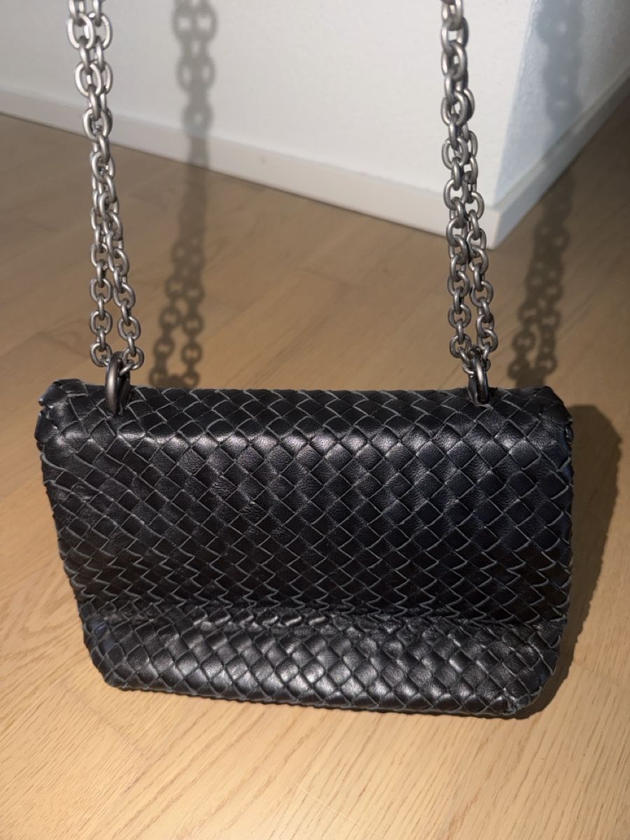Taschen für Damen: Woven Leather Shoulder Bag Black Chain – Gebraucht aus Glattpark(Opfikon) von der_dh8z 2