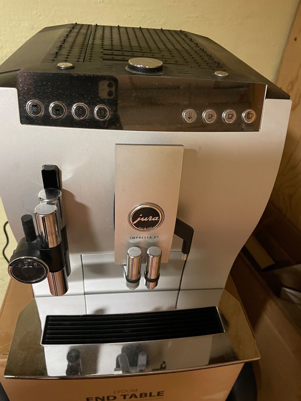 Jura Macchine per caffè & Macchine per espresso: Jura Impressa Z7 – Usato da St. Gallen venduto da alexa89