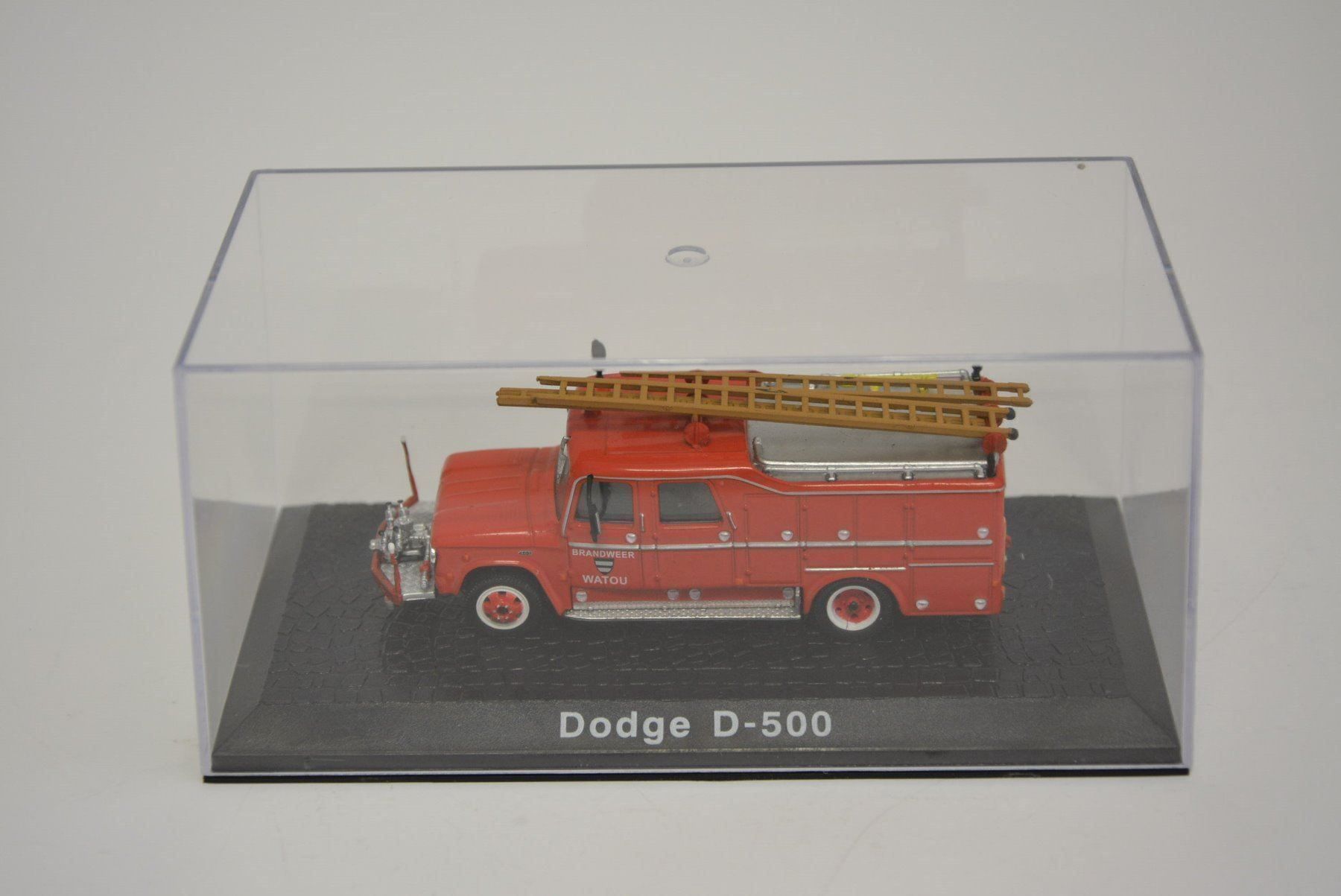 Kit di modellismo & Modellini statici: Dodge D-500 , Feuerwehr , 1:76 – Nuovo e nell'imballaggio originale da Goldach venduto da Feivel9