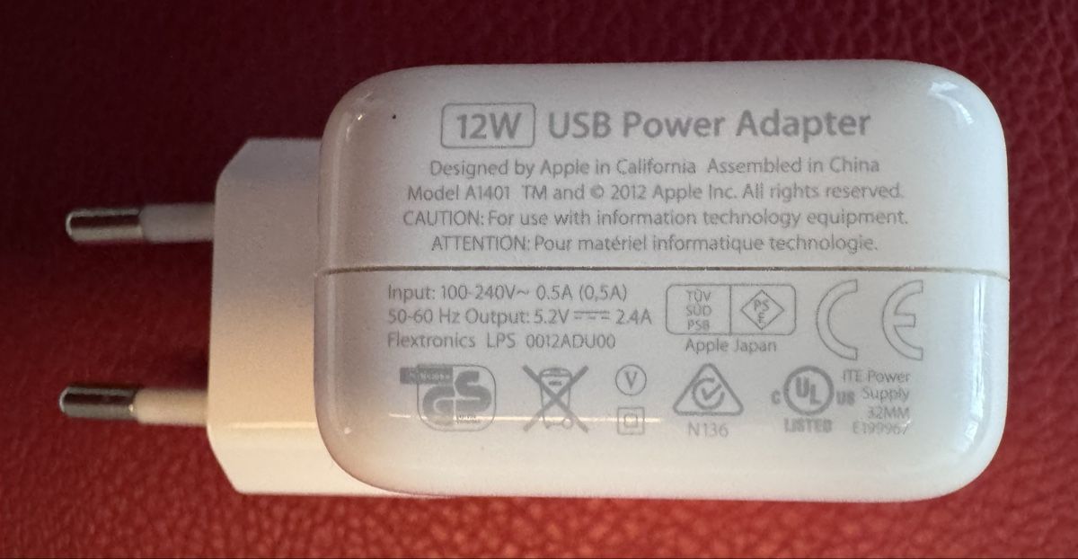 Apple Chargeur: Original Apple USB Power Adapter 12W - Ladegerät! – D'occasion à Rüfenacht BE par Sodeli03 1