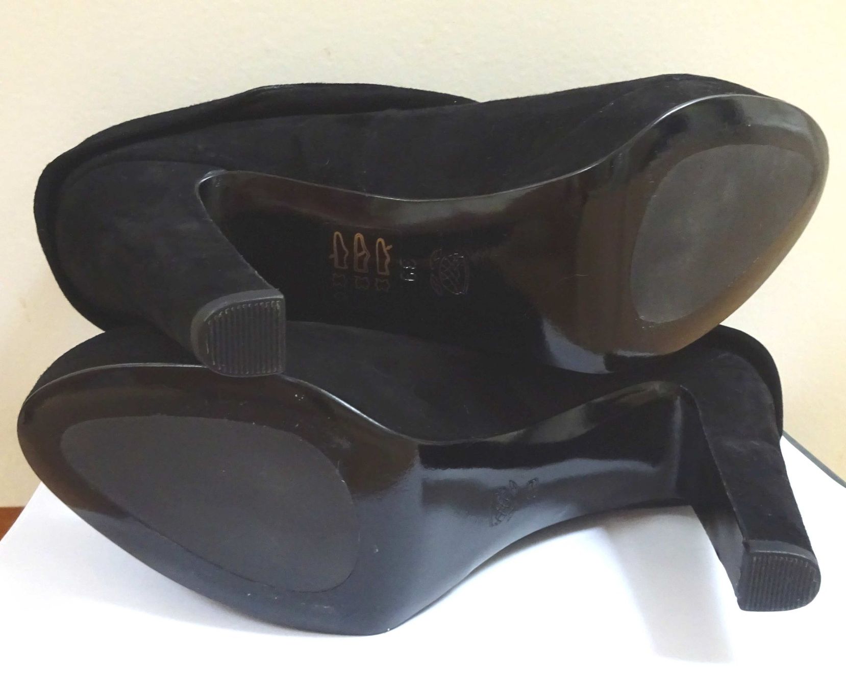 Navyboot Scarpe da donna: Navyboot - Neue Leder Pumps  - schwarz - Gr. 39 – Nuovo (secondo la descrizione) da Zofingen venduto da Justizia_01 4