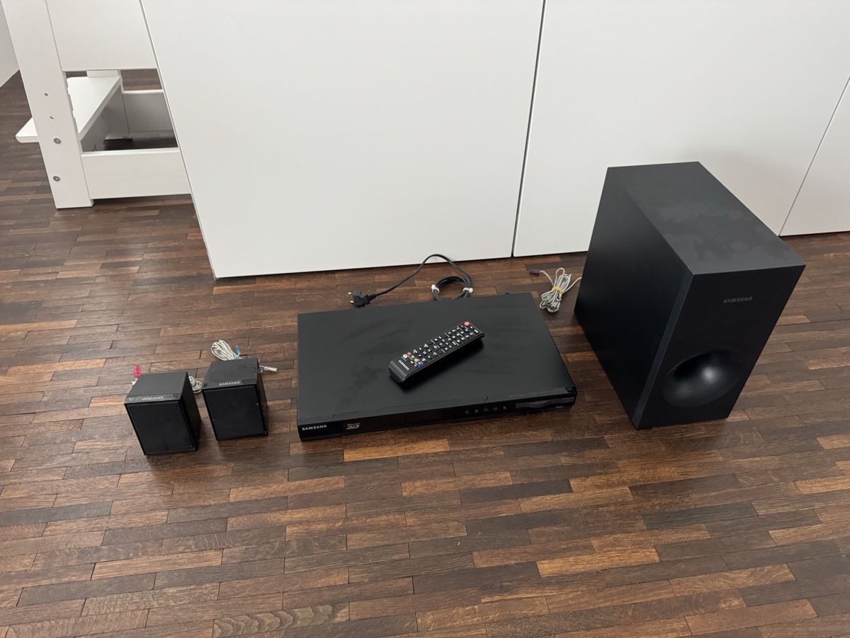 Samsung Heimkino: Blueray DVD Soundsystem Heimkino Homecinema – Gebraucht aus Hünenberg See von GerryL