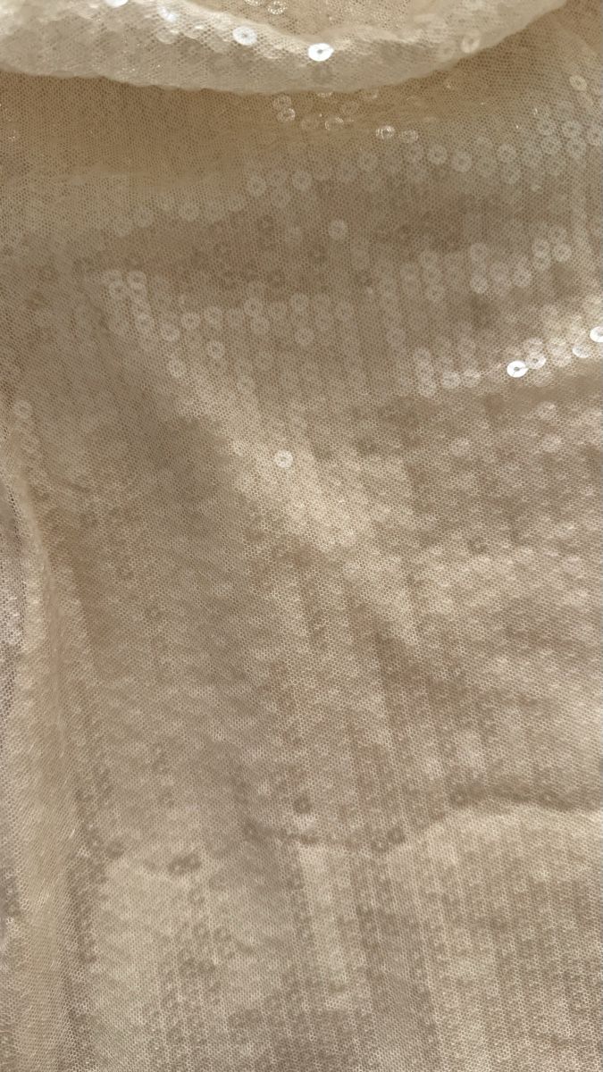Kleider: Robe courte à sequins couleur crème dos nu  – Neu (gemäss Beschreibung) aus Biel/Bienne von diana.diana 1