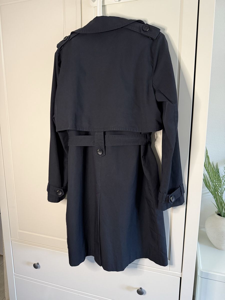 Globus Cappotti: Globus Trenchcoat Schwarz - Gr. 40 – Usato da Wollerau venduto da kit_fn7p 1