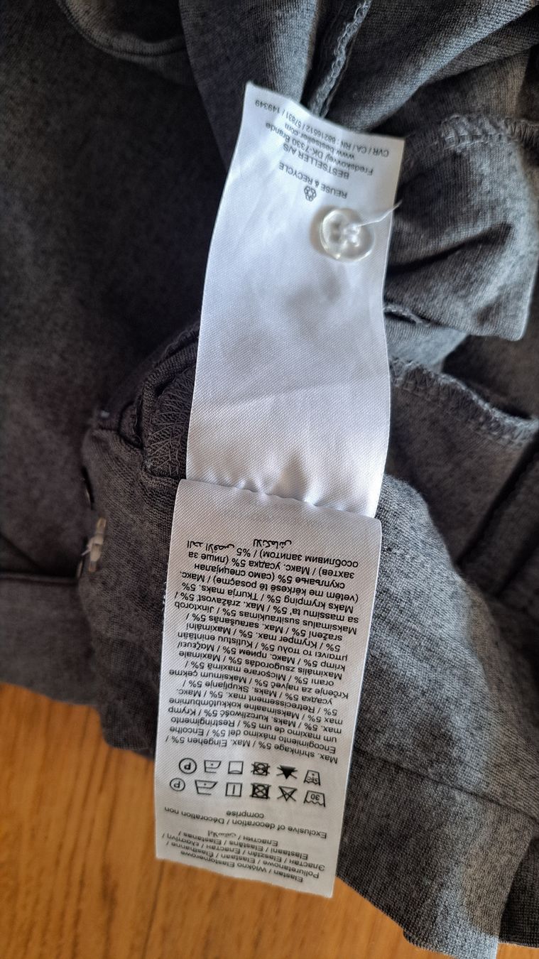 Vero Moda Hosen: Stoffhose mit Bindegürtel Vero Moda Grau – Gebraucht aus Seengen von ja6_65wp 5