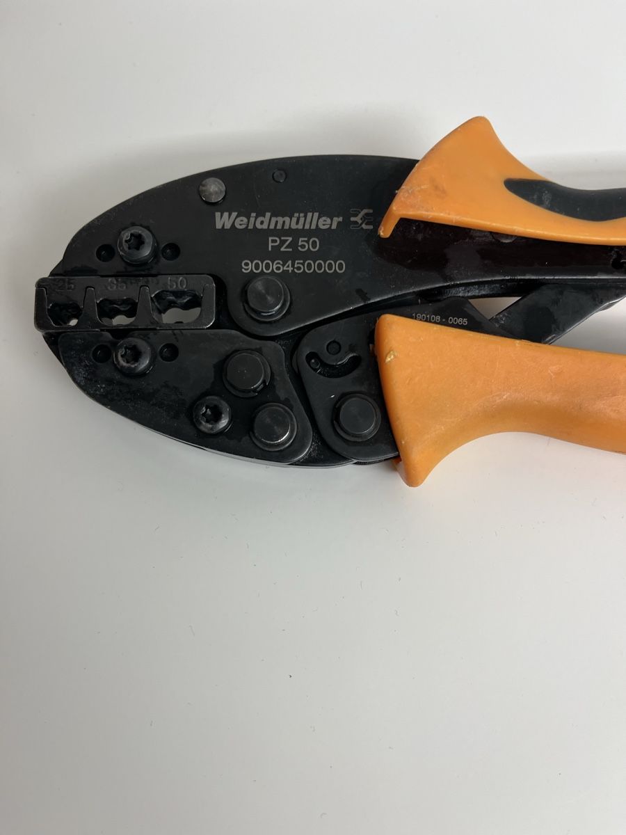 Tutti gli attrezzi: Weidmüller PZ50 Kabel Schuhpresszange  – Usato da Neerach venduto da fuz_8d7l 4