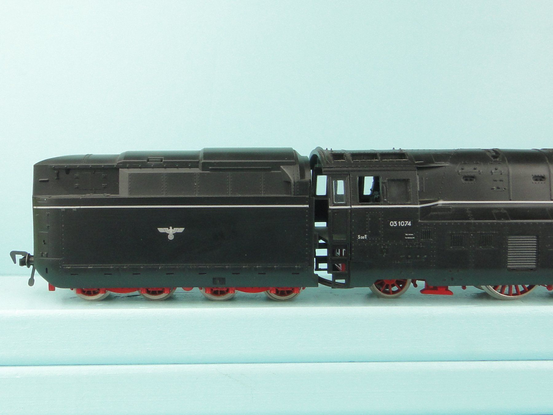 Fleischmann Modellini di ferrovie: Fleischmann H0 4172 Stromliniendampflok BR 03 1074 – Usato da Bülach venduto da cann11 7