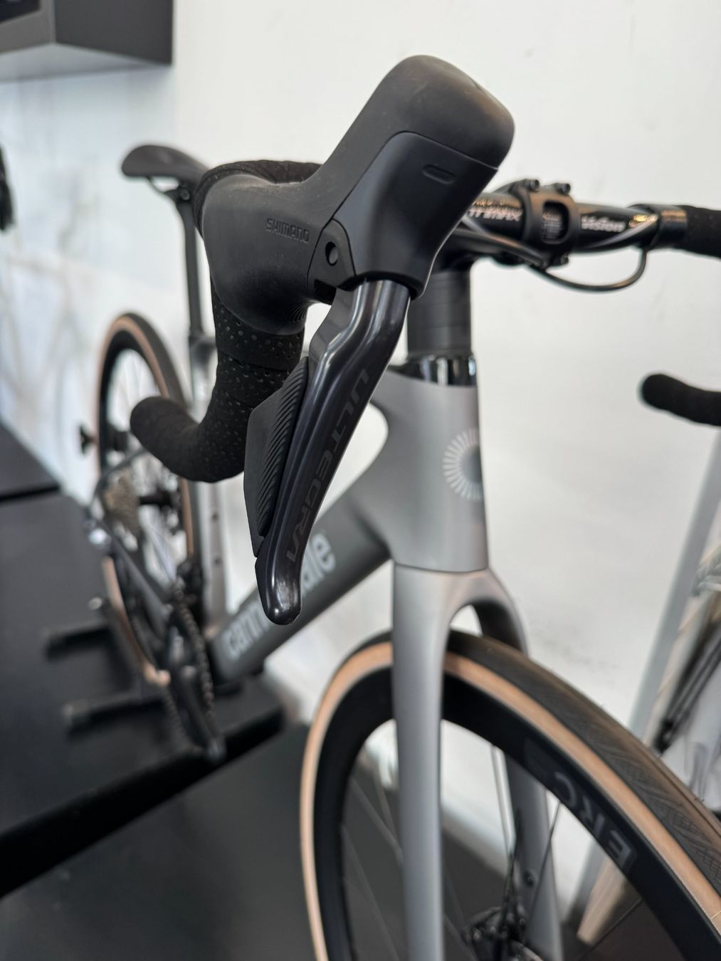 Cannondale Biciclette: Cannondale Synapse Carbon 2, Grösse 54cm – Nuovo e nell'imballaggio originale da Zürich venduto da Velofabrik01 3