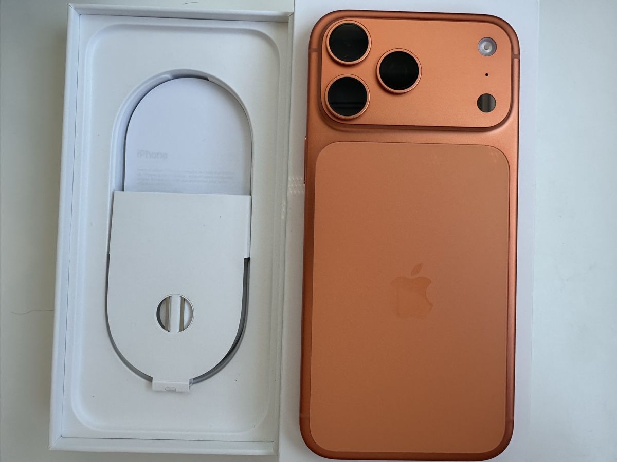 Apple Handys / Smartphones: iPhone 17 pro  Max, 2 TB, neu, cosmic orange – Neu und originalverpackt aus Untereggen von ggu_6lfc 1