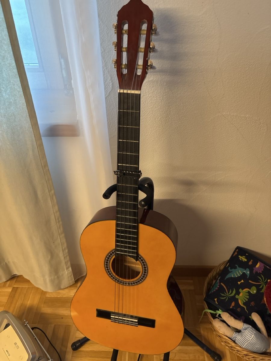 Instruments de musique: Akustikgitarre kinder – Défectueux à Holziken par US3R