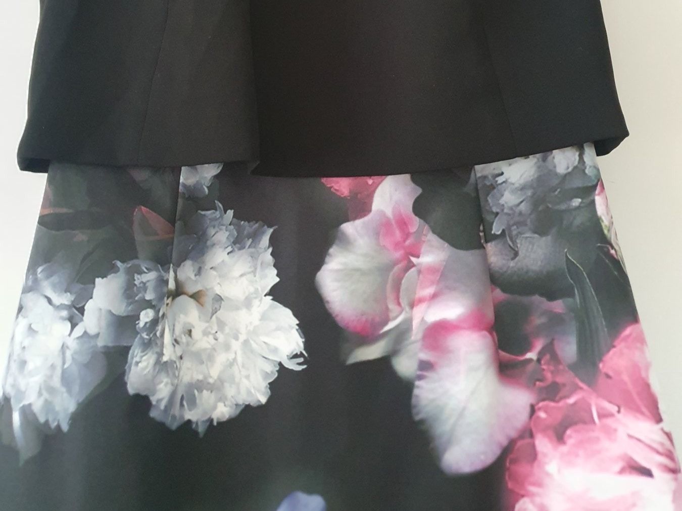 Ted Baker Vestiti: Etui-Kleid Gr. 34 von Ted Baker – Nuovo (secondo la descrizione) da Rheineck venduto da aron012 3