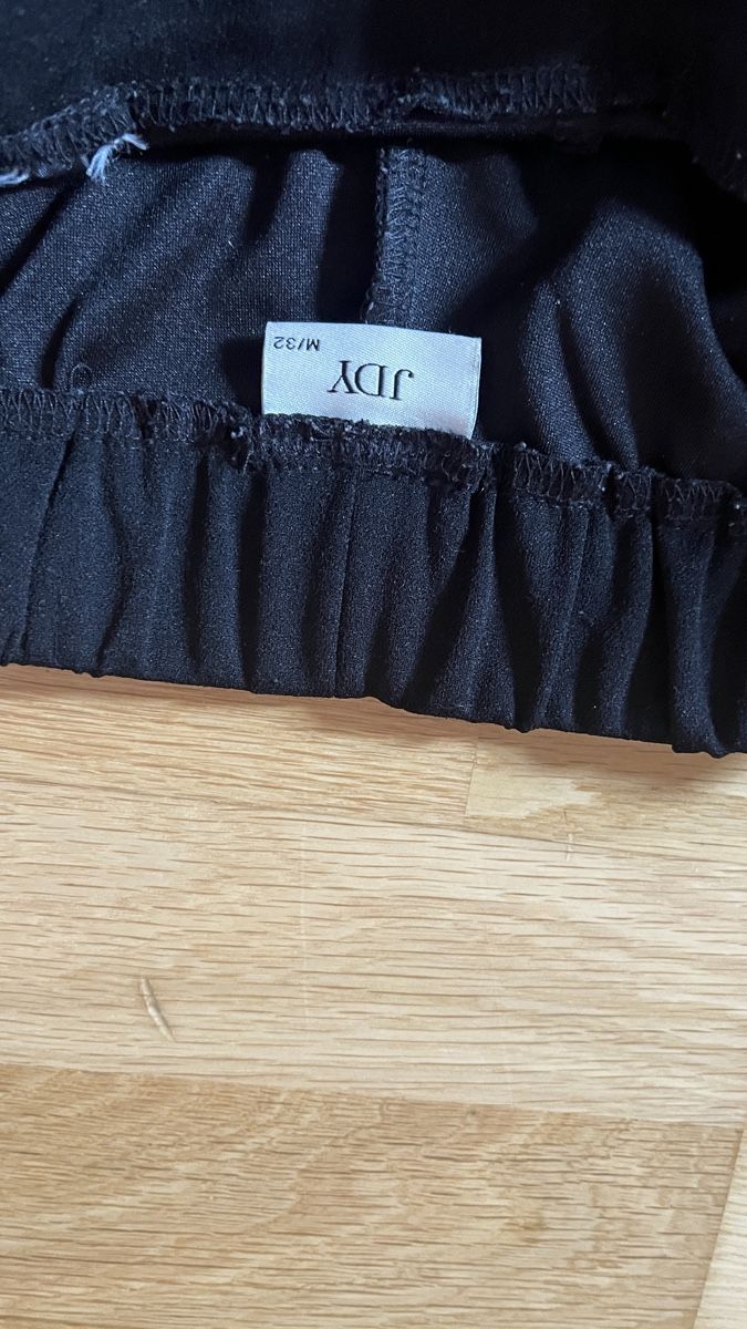 Pantaloni: Stoffhose Grösse M – Usato da Bern venduto da lar_xy8f 3