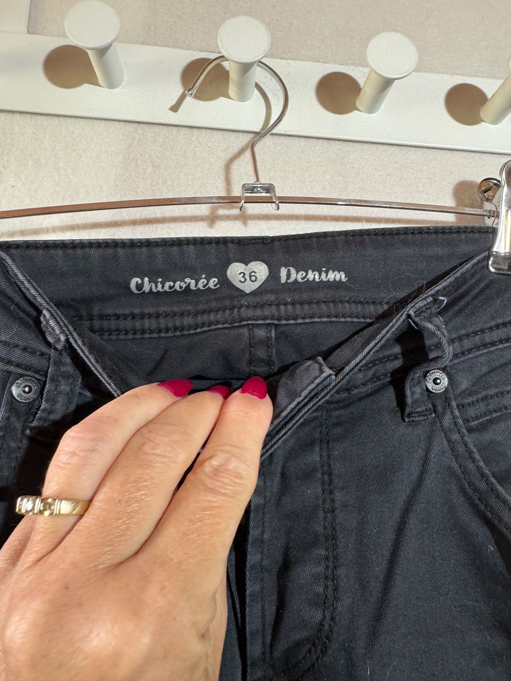 Jeans: Jeans mit Pailletten von Chicoree Gr. 36 – Usato da Grosswangen venduto da second_hand_dress 3