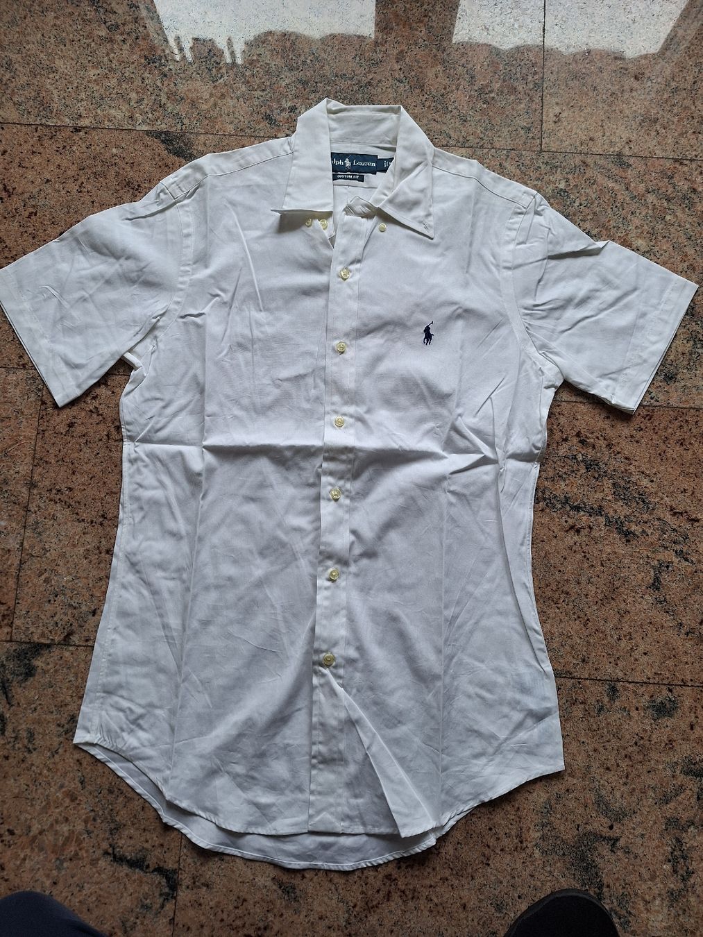 Ralph Lauren Camicie: Ralph Lauren Hemd, weisses Kurzarmhemd, Gr. S – Usato da Münchenbuchsee venduto da Salezm 1