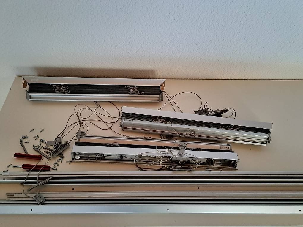 Velux Markisen: Velux Lamellenstoren – Gebraucht aus Grafenried von raemu_b2000 3