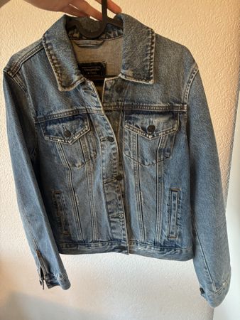 Denim Jacket Abercrombie & Fitch Size M blue used