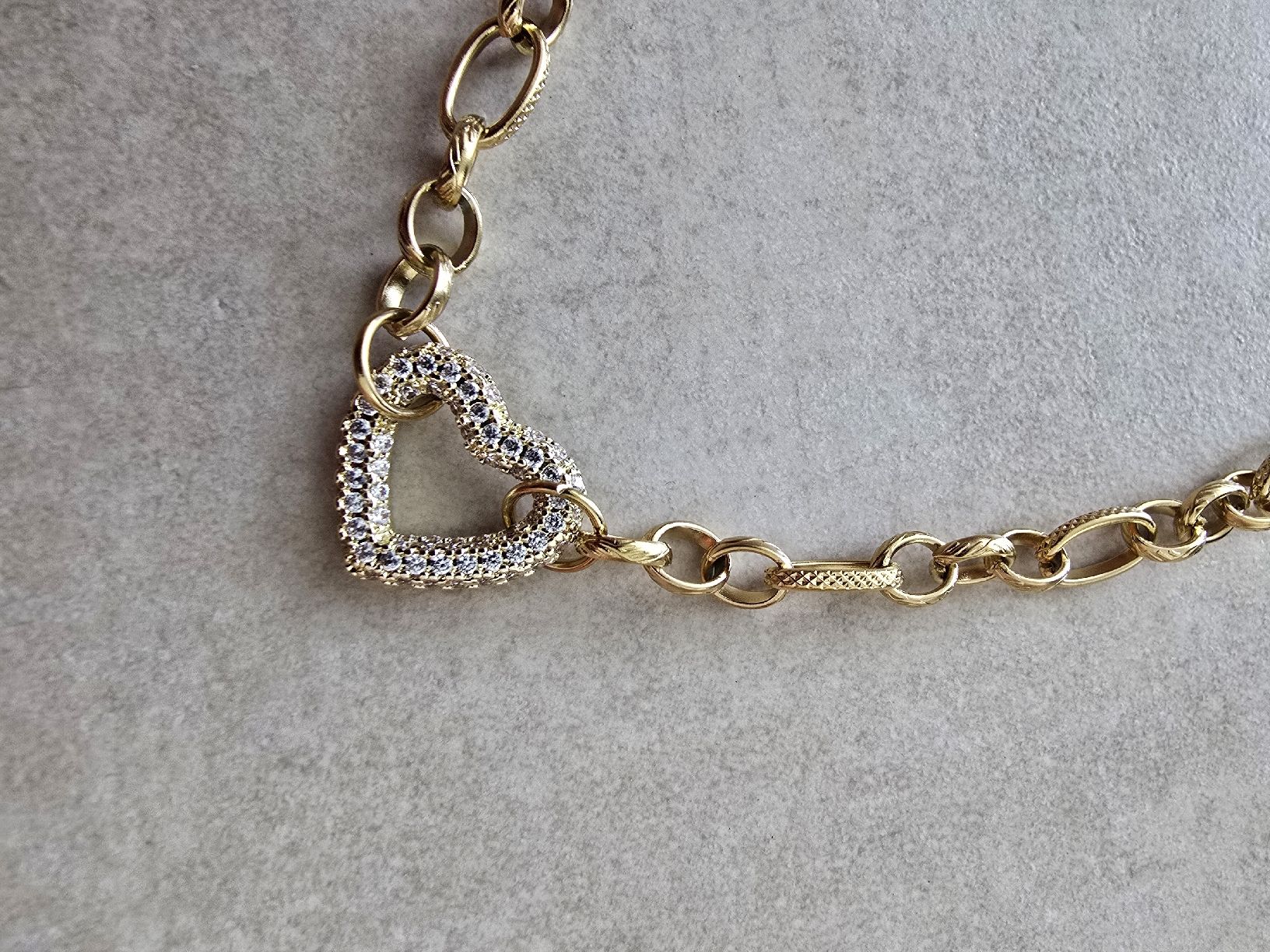 Bracciali & Braccialetti: Goldiges Edelstahl Armband – Nuovo e nell'imballaggio originale da Rickenbach b. Wil venduto da Kth_v8 2
