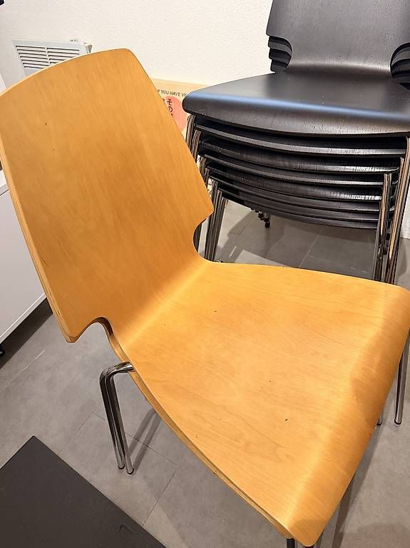 Stühle: Chaise Empilable IKEA Vilmar – Gebraucht aus St-Maurice von Gbarman 2