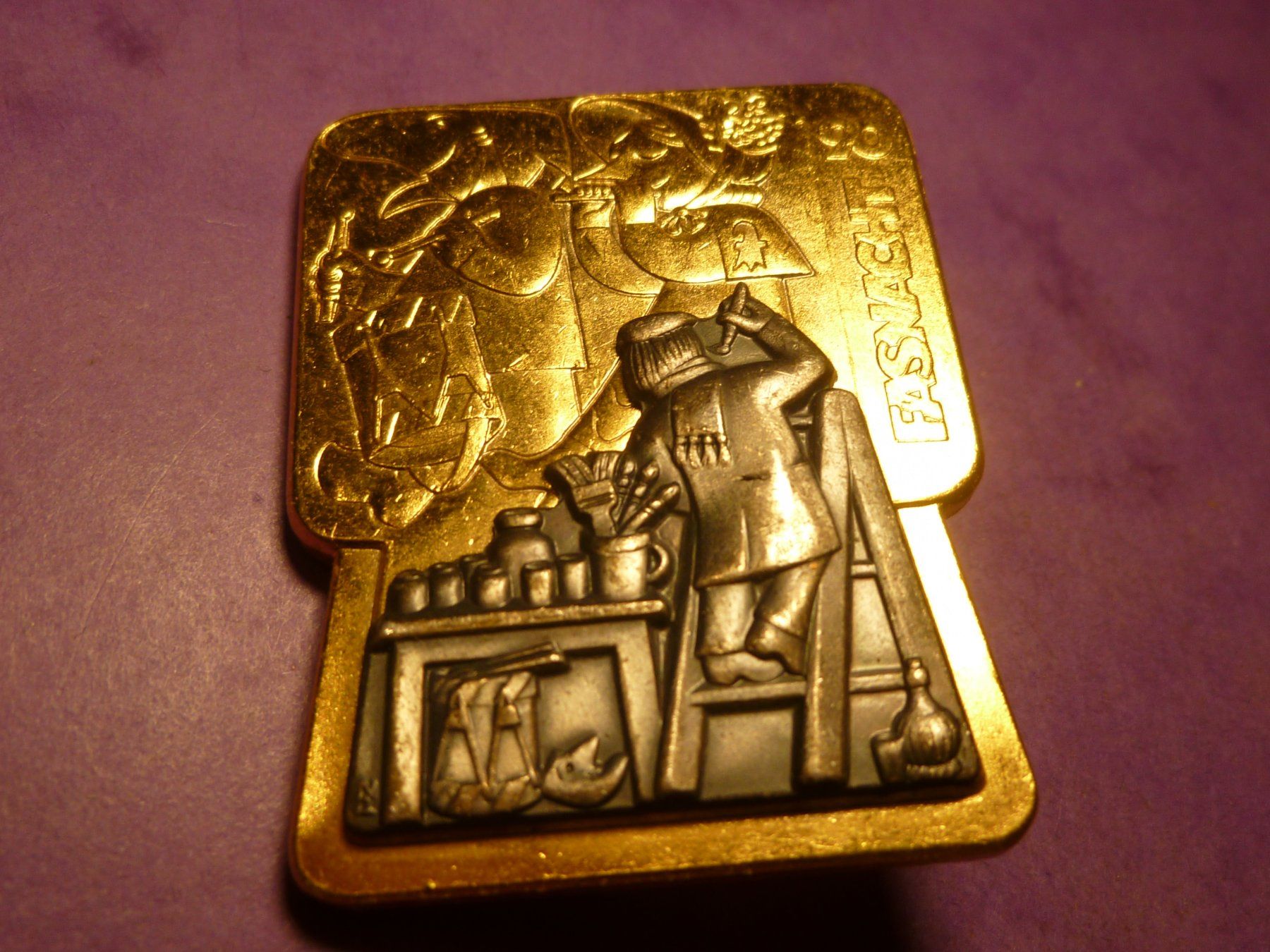 Placchette & Badge: BASEL 1990 GOLD – Usato da Ried (Muotathal) venduto da Mandarin02